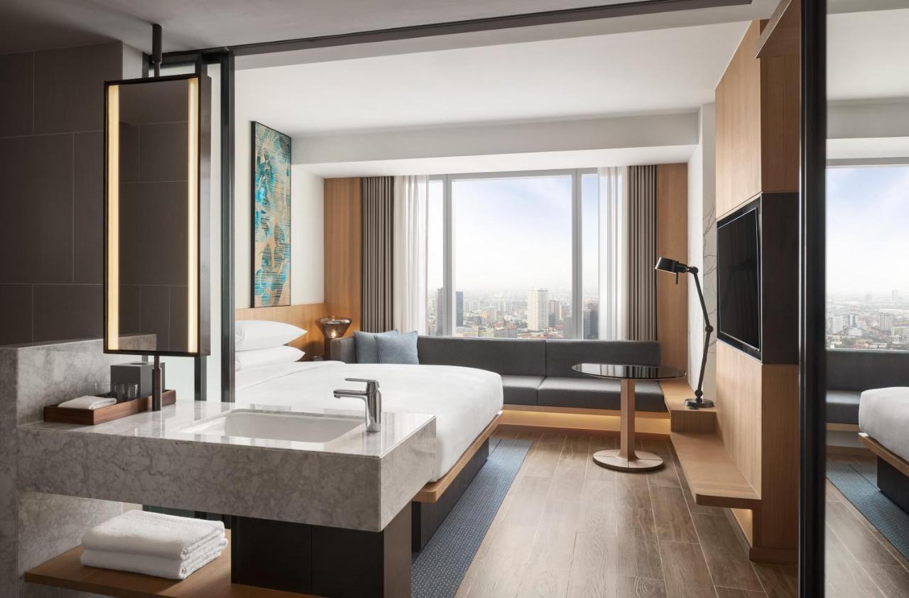Hotel Fairfield By Marriott Phnom Penh Esterno foto