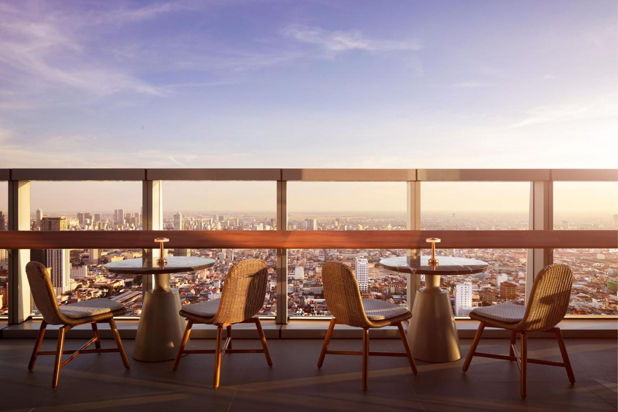 Hotel Fairfield By Marriott Phnom Penh Esterno foto
